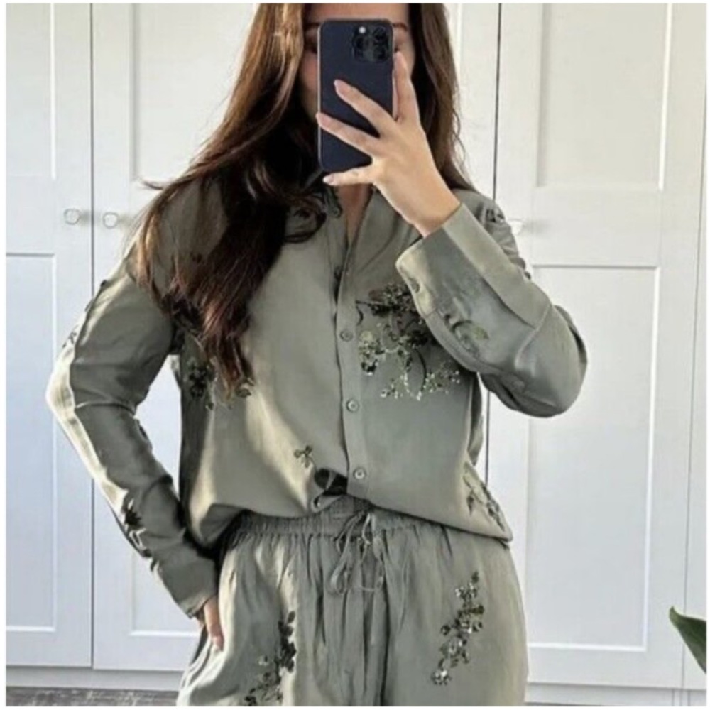 ZARA EMBROIDERED SEQUIN FLORAL BUTTON DOWN SHIRT SAGE GREEN 2731/242 267/014